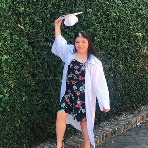 Meet your Posher, Gabriella!!